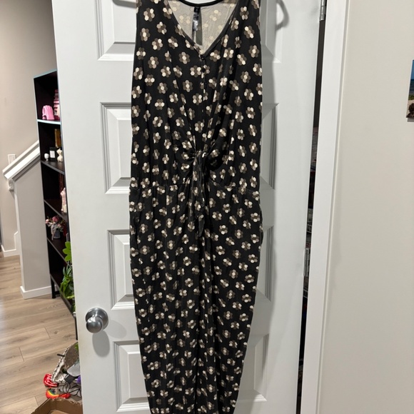 Smash & Tess x Hilary Duff Romper - Picture 2 of 4